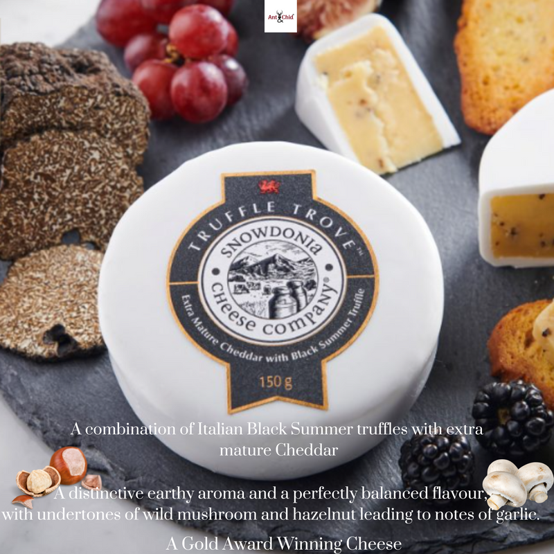 Red Wine, Cheese & Chocolate Hamper — Snowdonia Collection